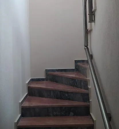 빌라 Evi Kiraya Vermiyoruz Hesabi Kapatamiyorum 닷차